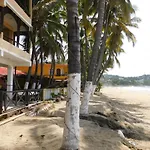 Hotel Restaurante Rocío by Rotamundos